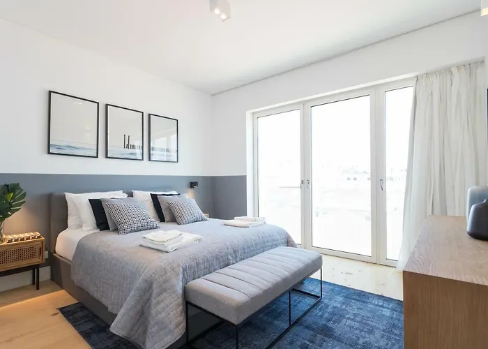 Flh Cais Sodre Modern Flat * Lisbon